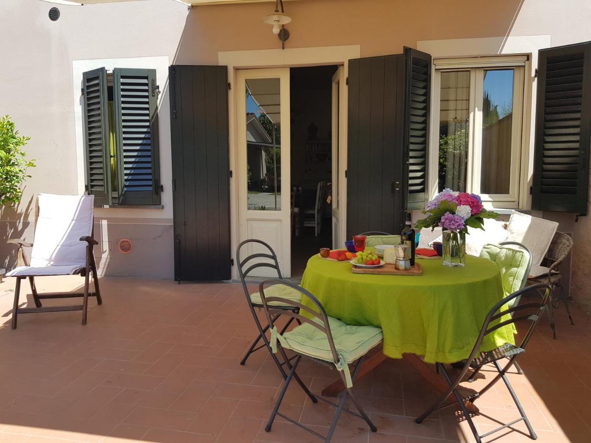 Apartament Il Casale Lukka Zewnętrze zdjęcie