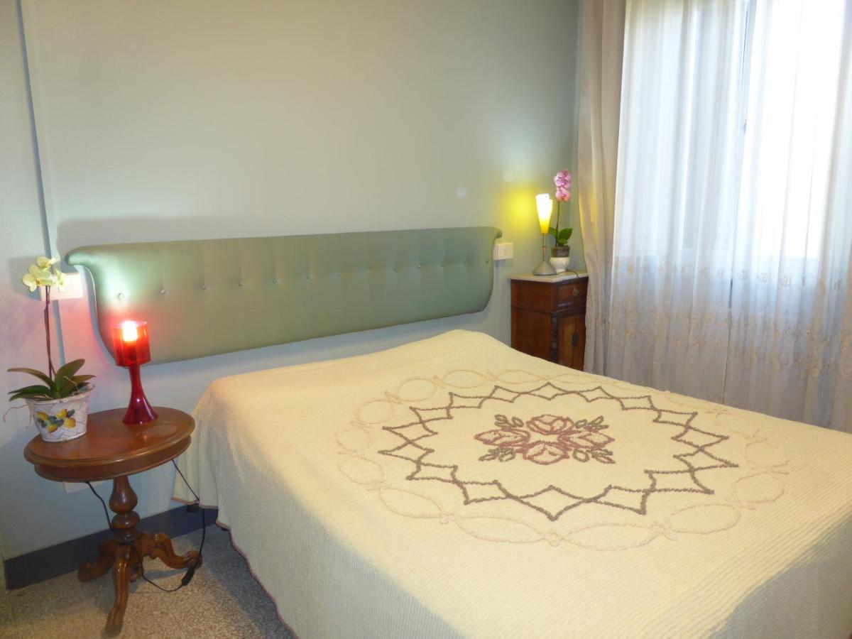 Apartament Il Casale Lukka Zewnętrze zdjęcie